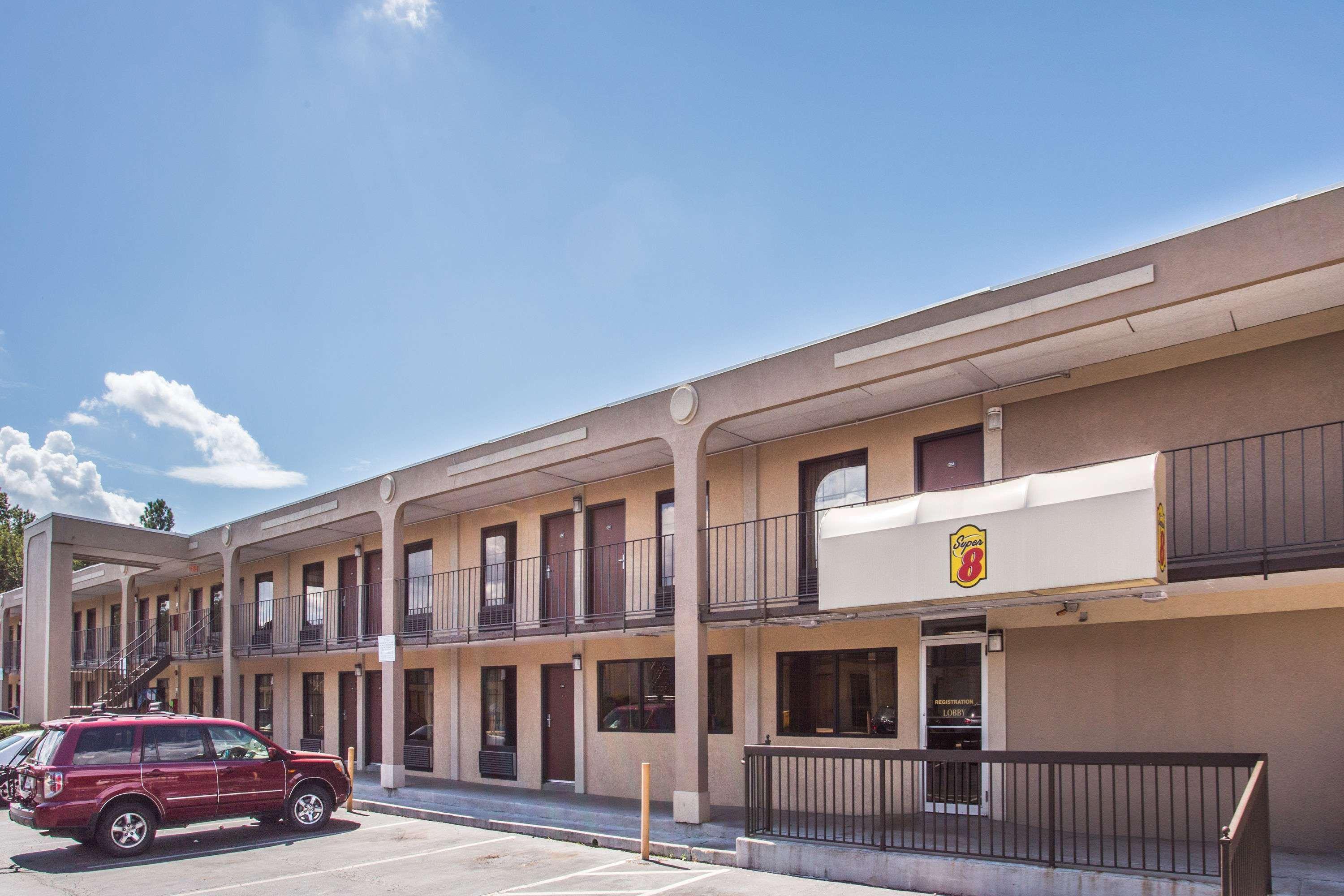 Super 8 By Wyndham Camp Springs/Andrews Afb Dc Area Exterior foto